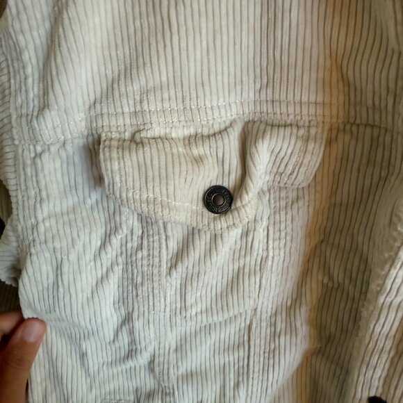 Levi's Ivory Corduroy Sherpa Jacket with Removable Fur Collar - Picture 4 of 9